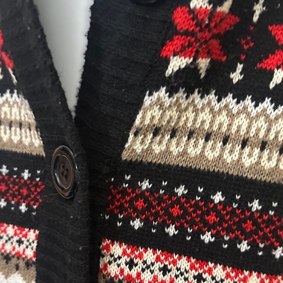 Women's Black and Red Patterned Cardigan - Picture 2 of 5